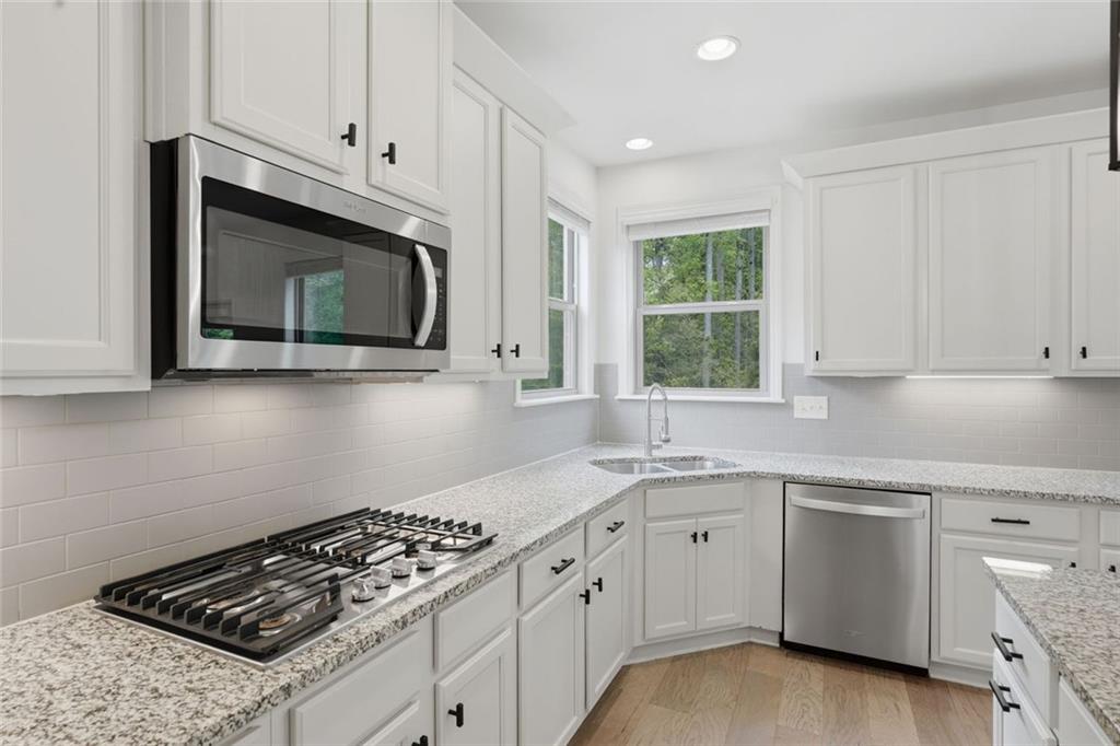 7075 Concord Mountain Trail