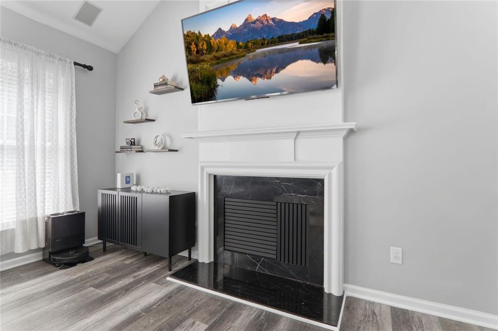 3590 Davyne Bend