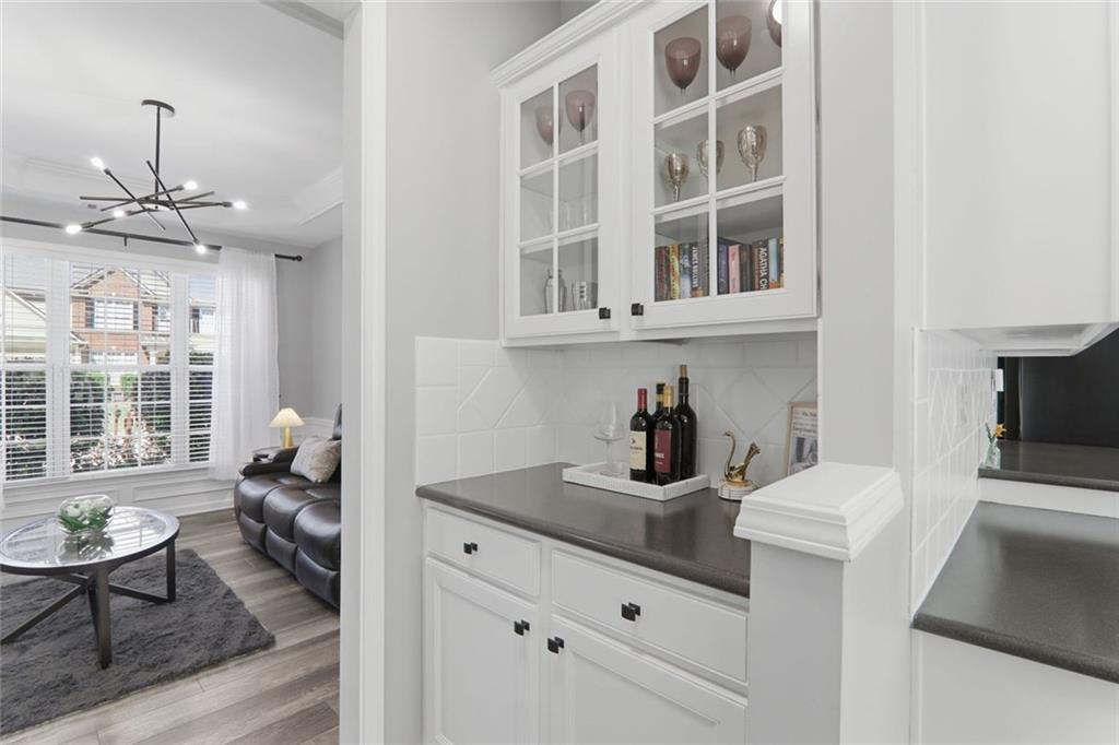 3590 Davyne Bend