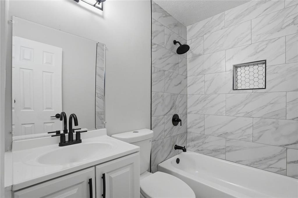 9127 Clubhouse Drive