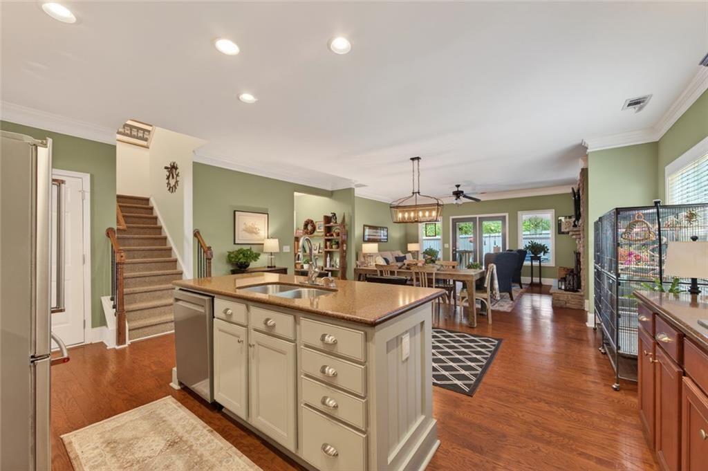 107 River Knoll Way