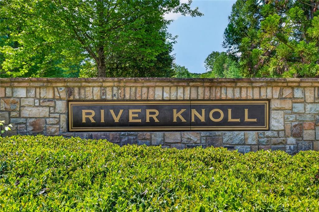 107 River Knoll Way