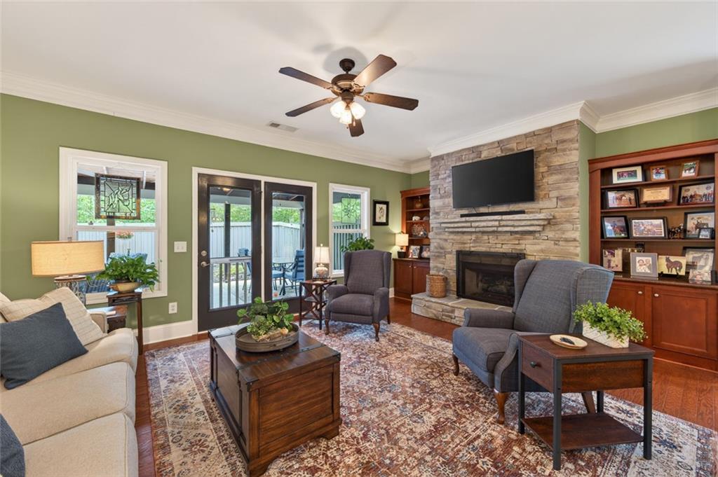 107 River Knoll Way
