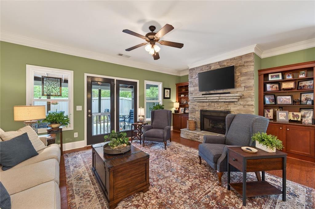 107 River Knoll Way
