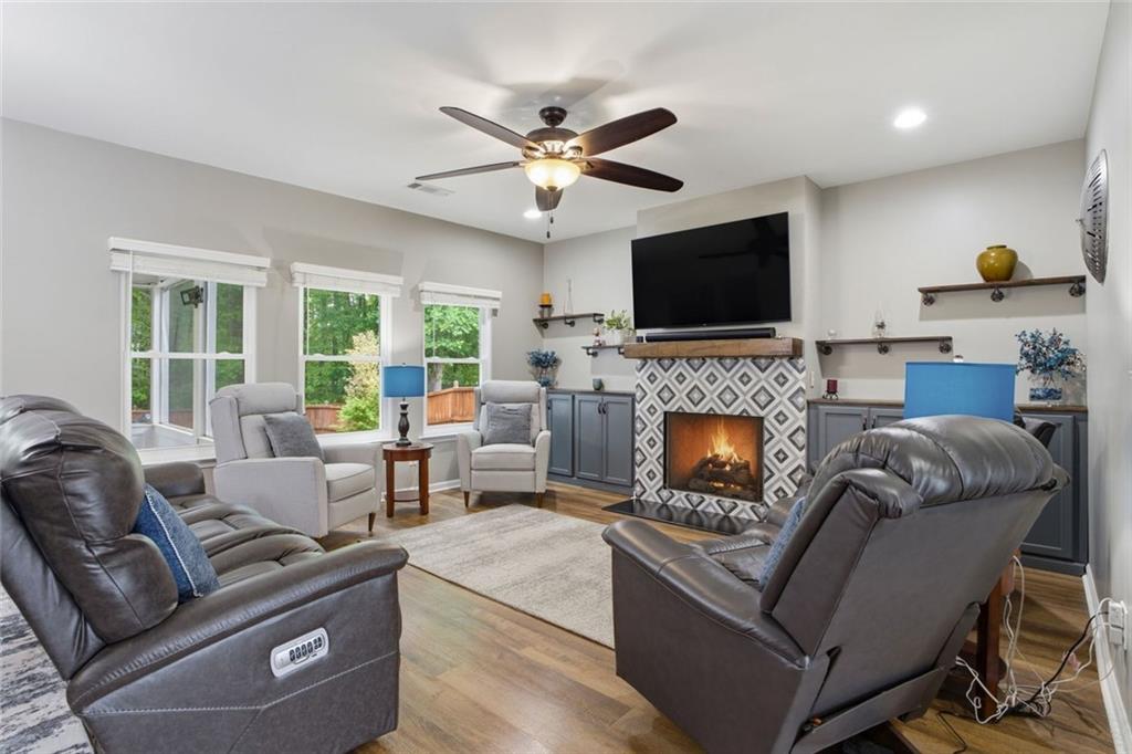 3240 Blackburn Drive