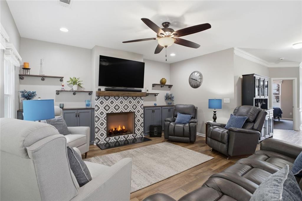 3240 Blackburn Drive