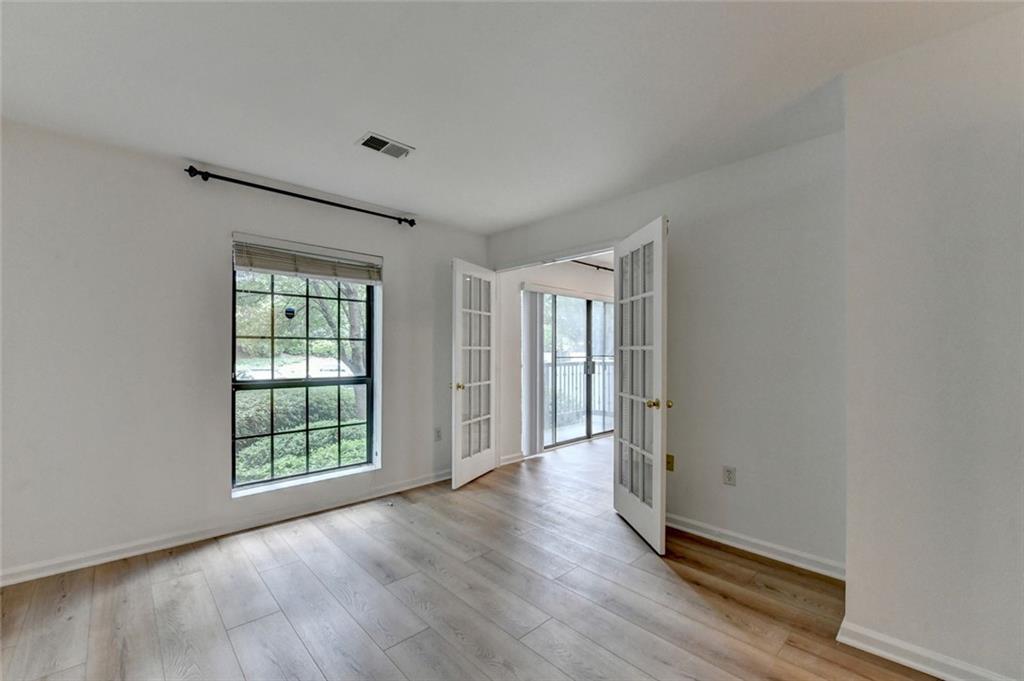 4101 Pine Heights Drive NE