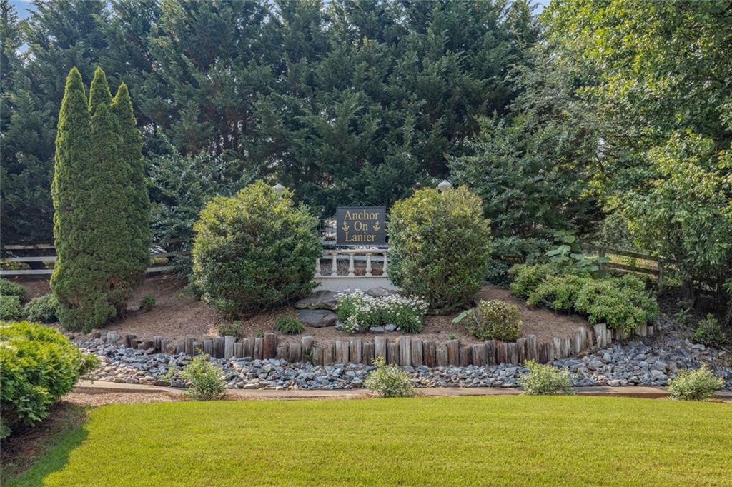8575 Anchor On Lanier Court