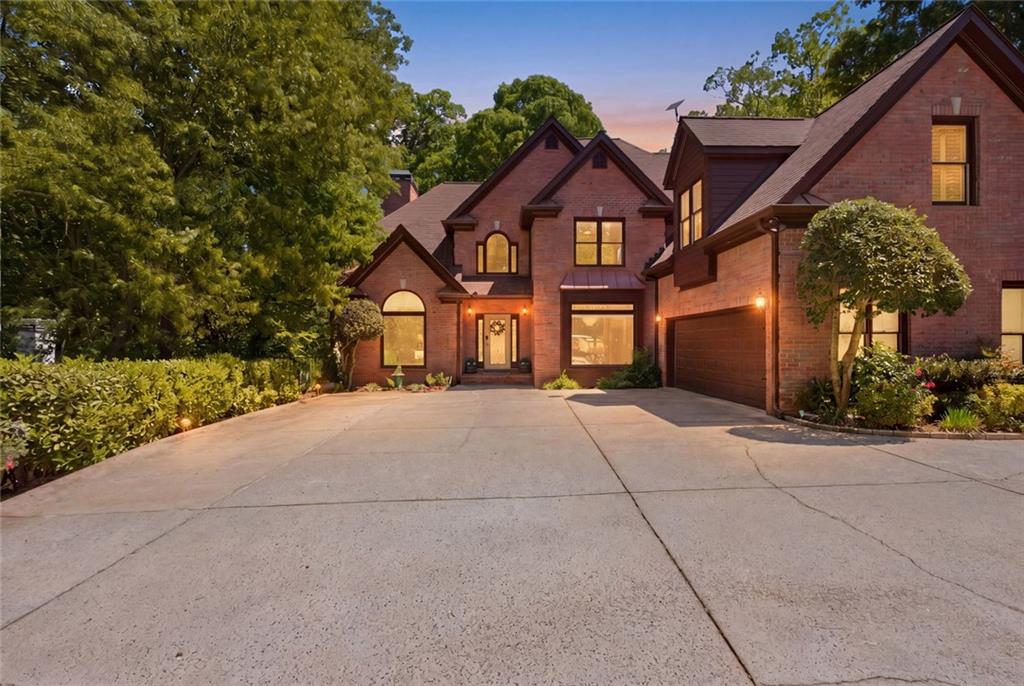 8575 Anchor On Lanier Court