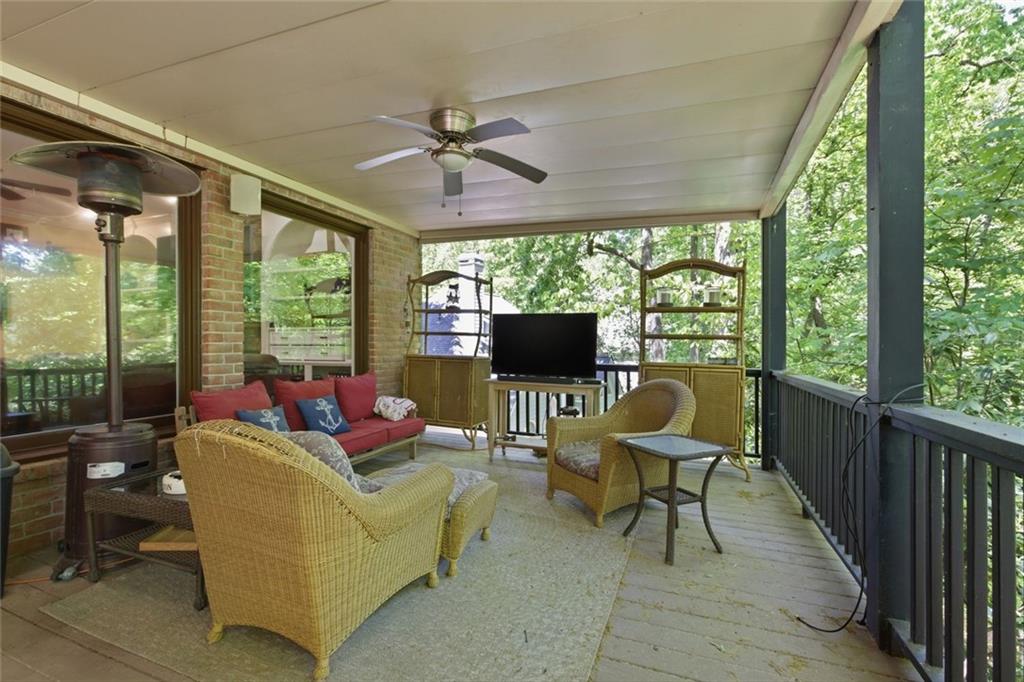 8575 Anchor On Lanier Court