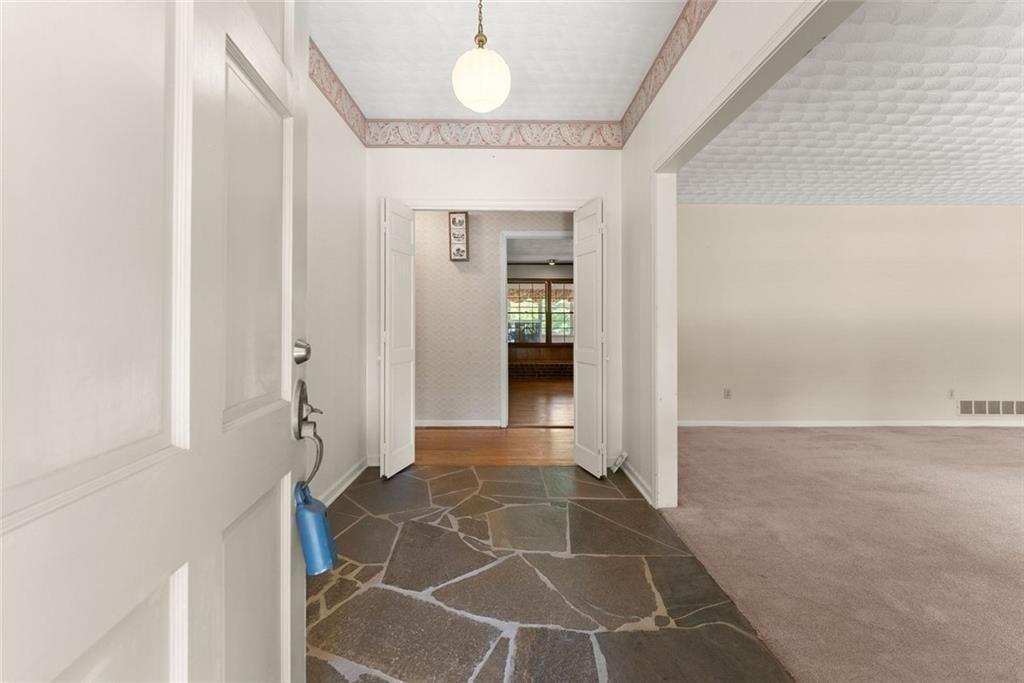 4118 Mountain View Road