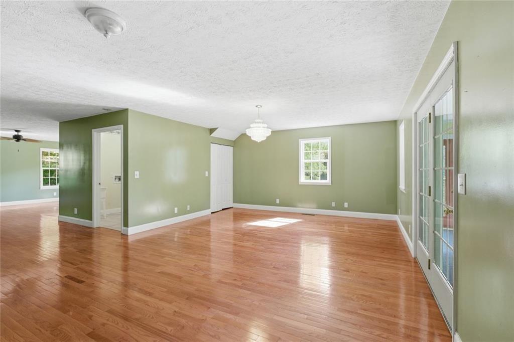 3695 Ledan Road