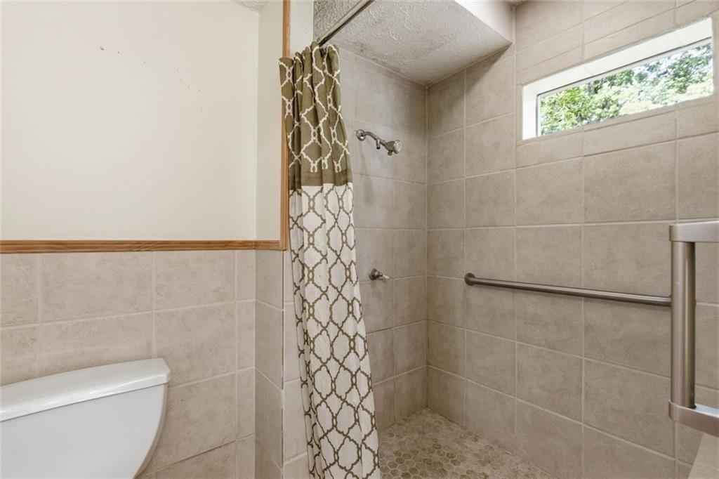 3695 Ledan Road