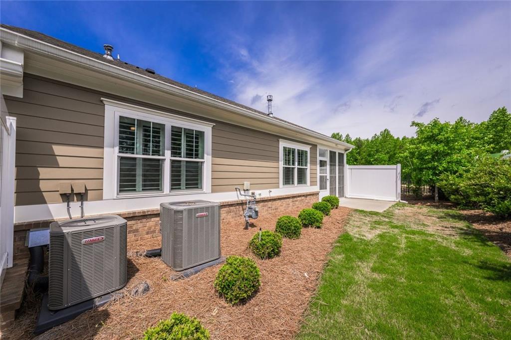 1404 Lexington Green Pines Unit 1404