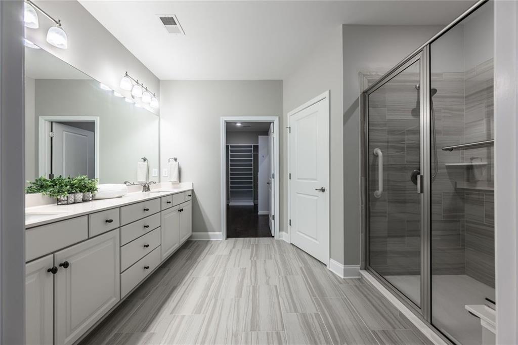 1404 Lexington Green Pines Unit 1404