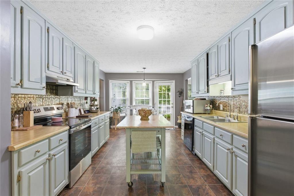 6023 Elm Ridge Court