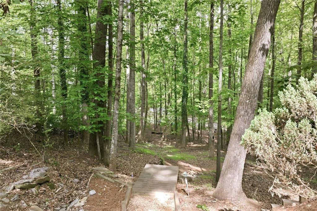 528 Oak Grove Road