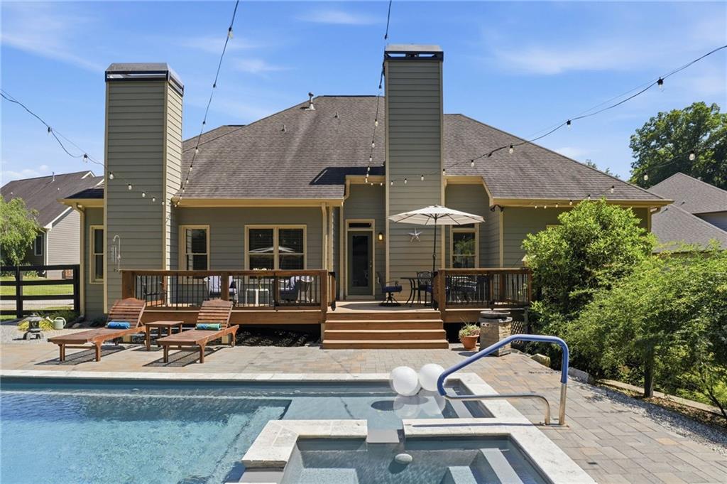 7470 Hedgerose Drive
