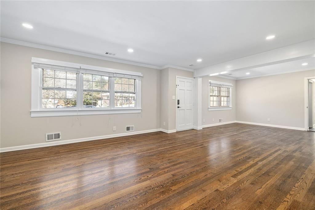 295 Oakland Drive