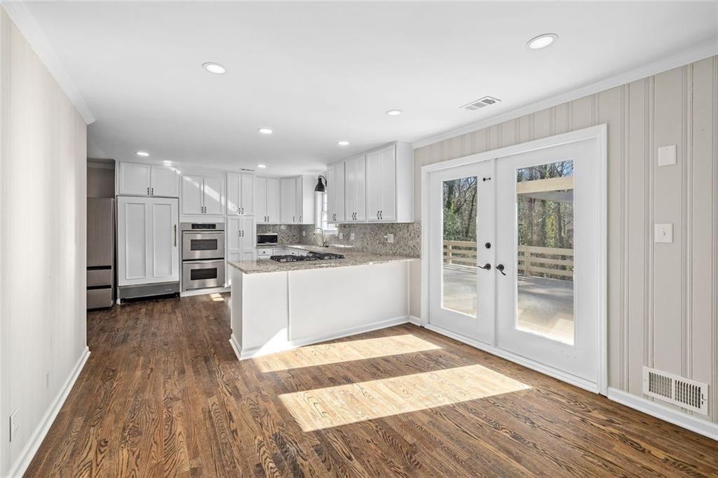295 Oakland Drive