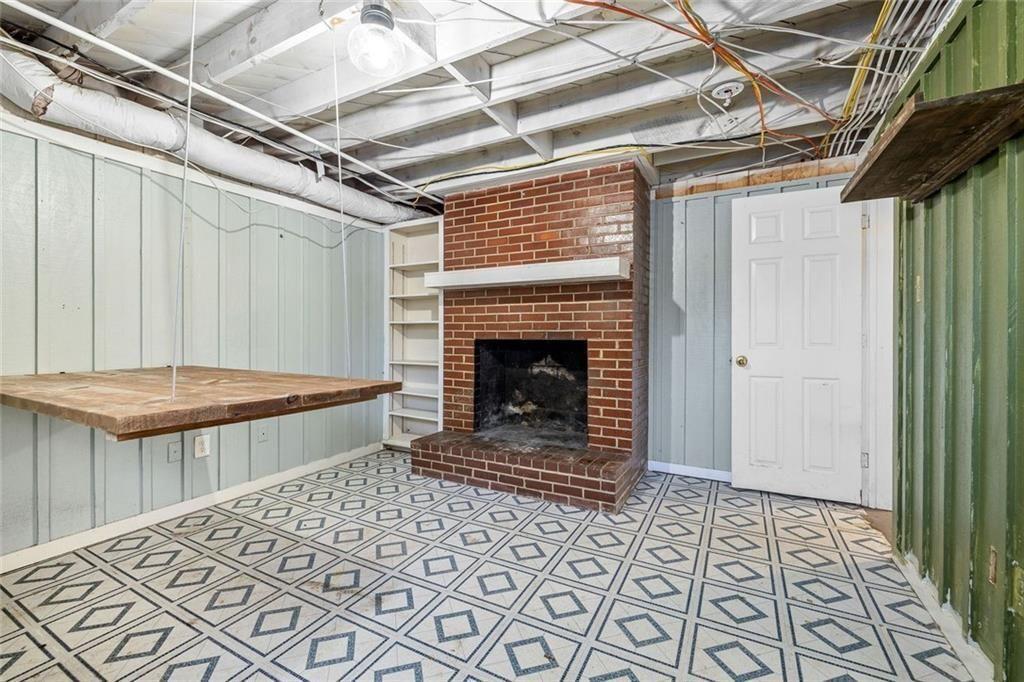 295 Oakland Drive
