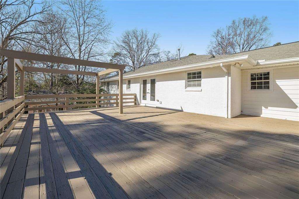 295 Oakland Drive
