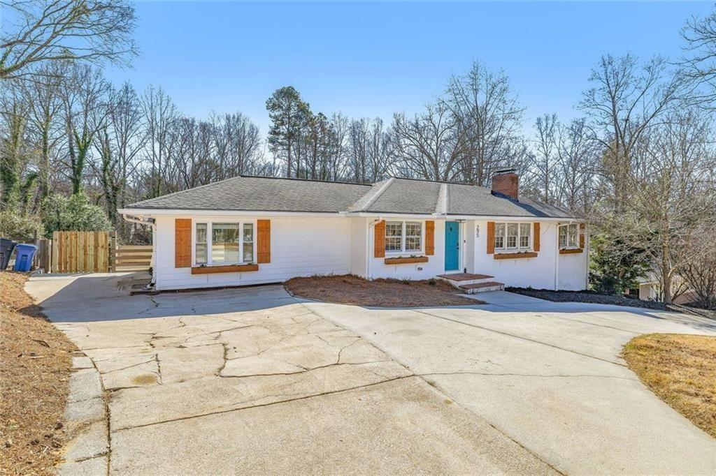 295 Oakland Drive