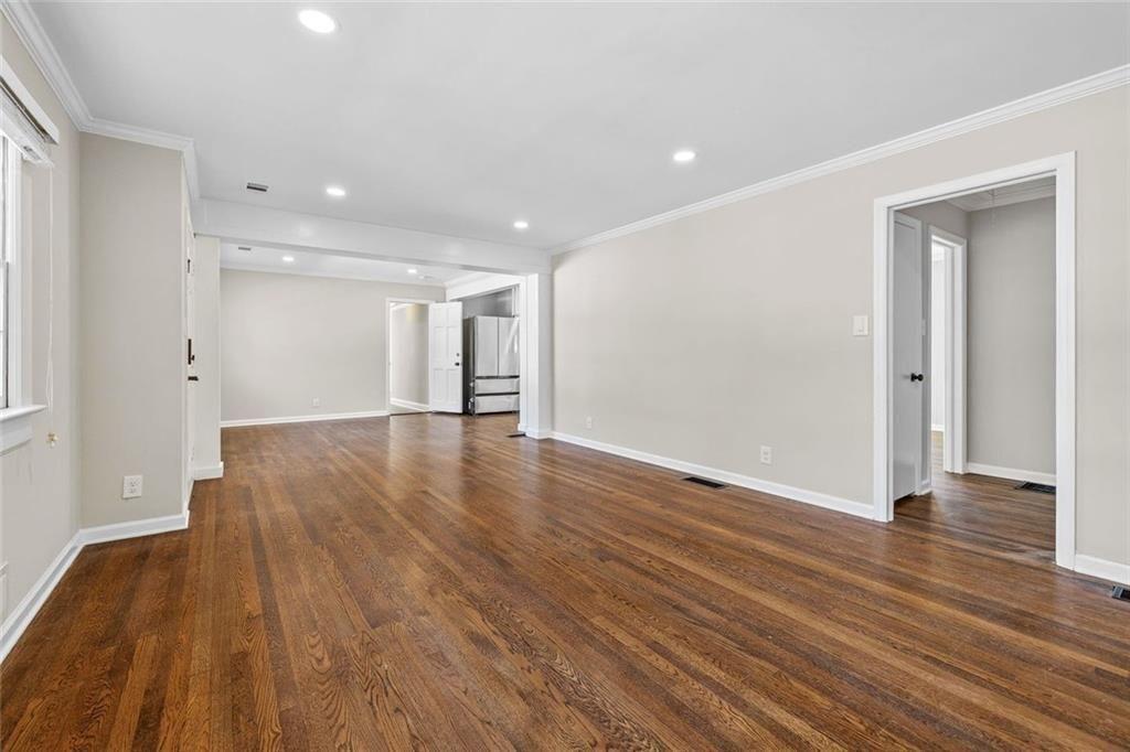 295 Oakland Drive
