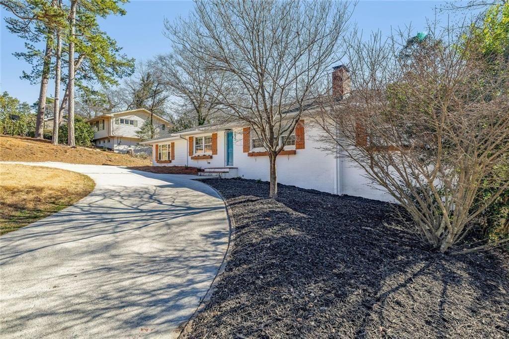 295 Oakland Drive