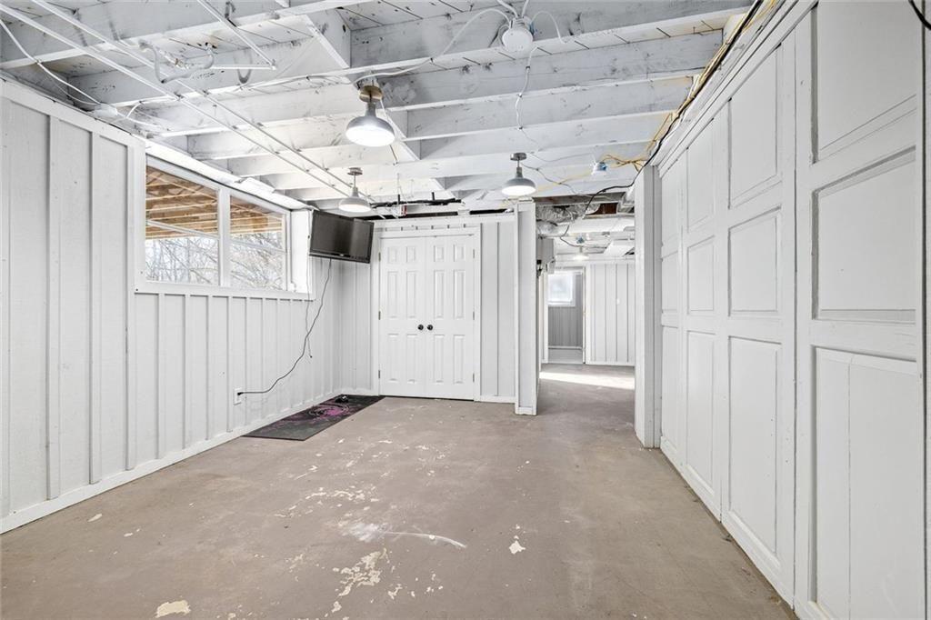 295 Oakland Drive