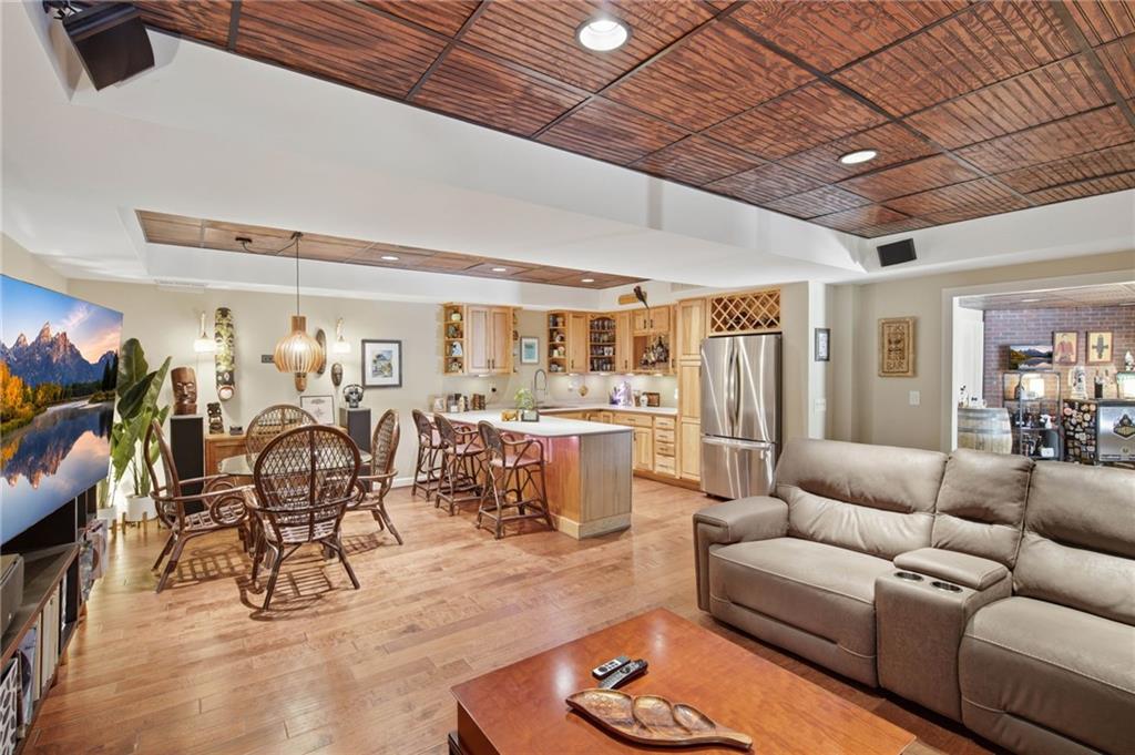10025 Farmbrook Lane