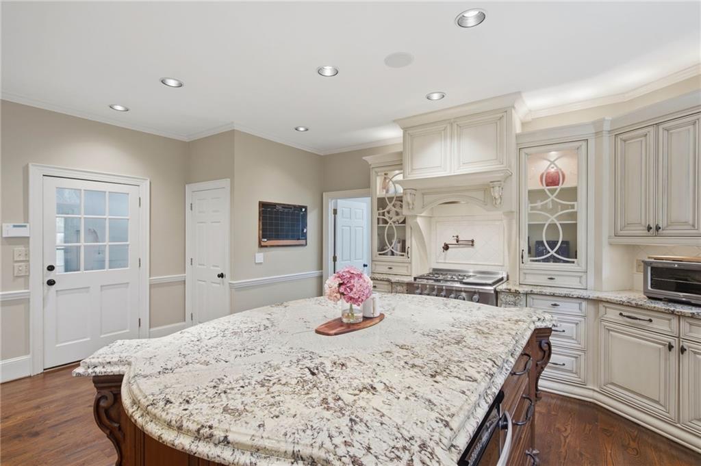10025 Farmbrook Lane