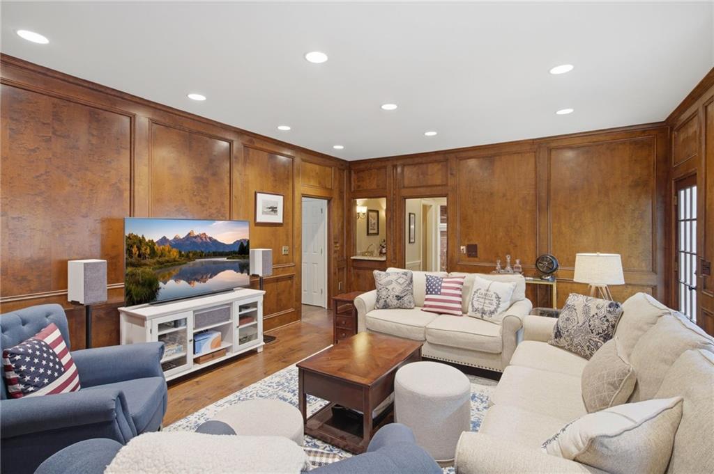 10025 Farmbrook Lane