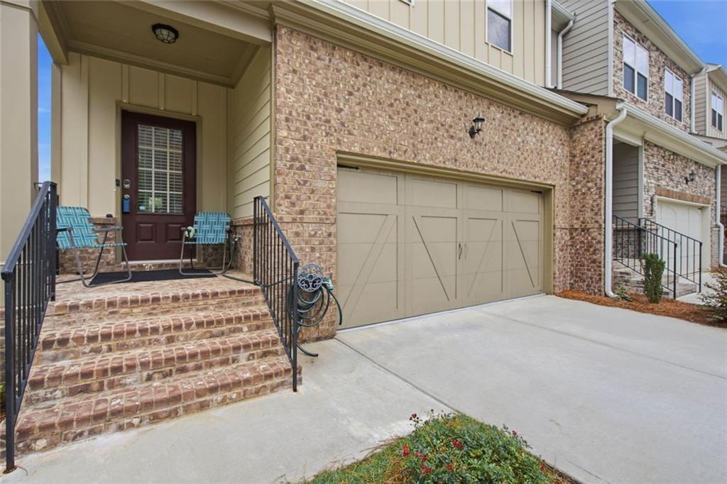 2095 Manor Pointe Drive