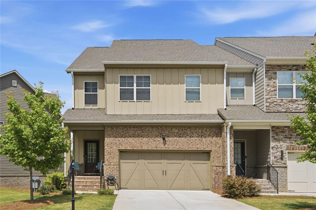 2095 Manor Pointe Drive