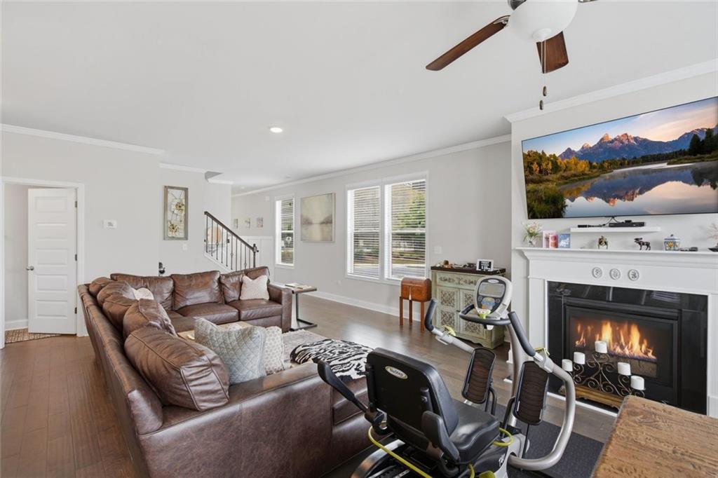 2095 Manor Pointe Drive