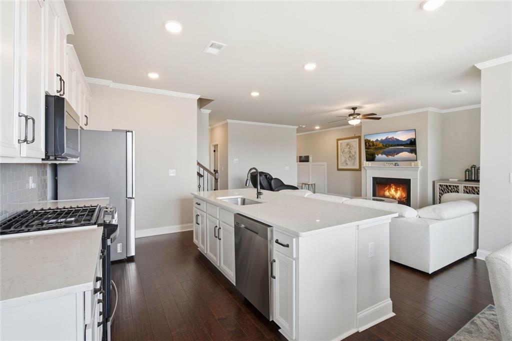 1712 Habersham Villa Drive