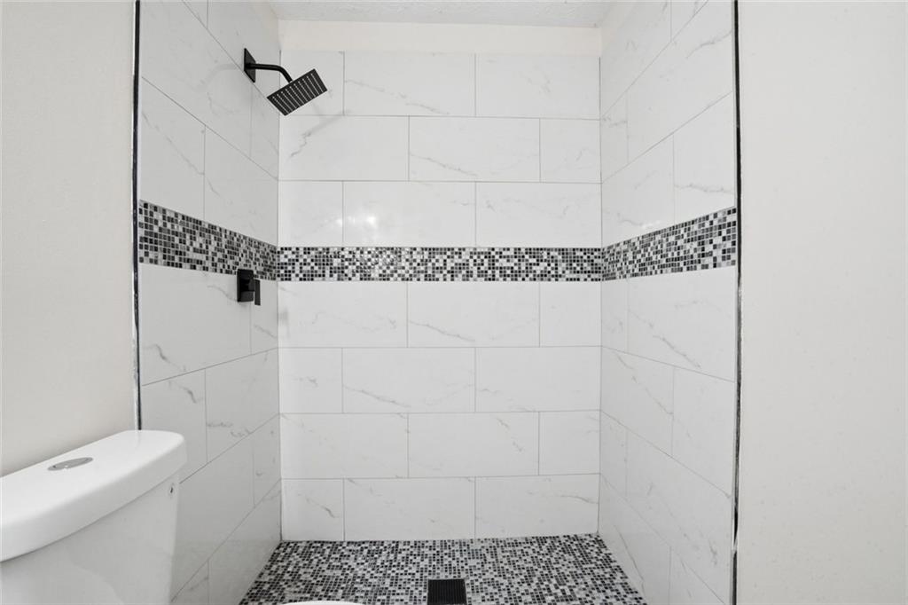 6839 Silver Maple Drive