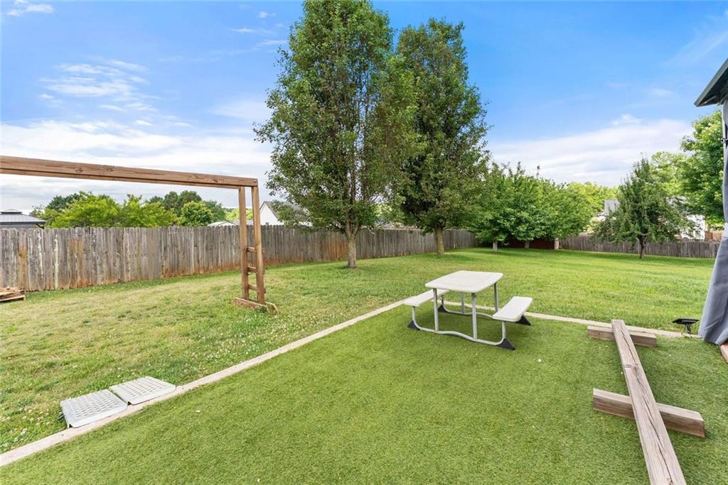4518 Summerset Drive