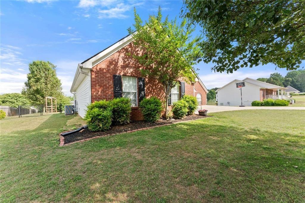 4518 Summerset Drive