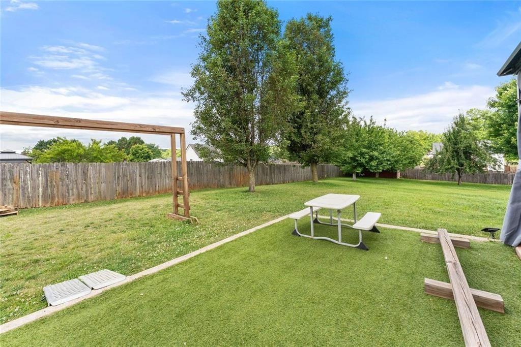 4518 Summerset Drive
