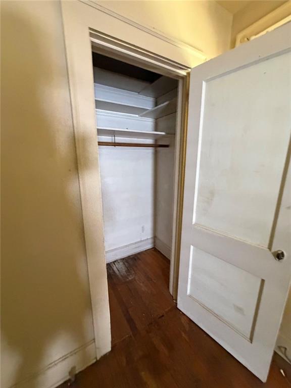 1095 Mimosa Drive