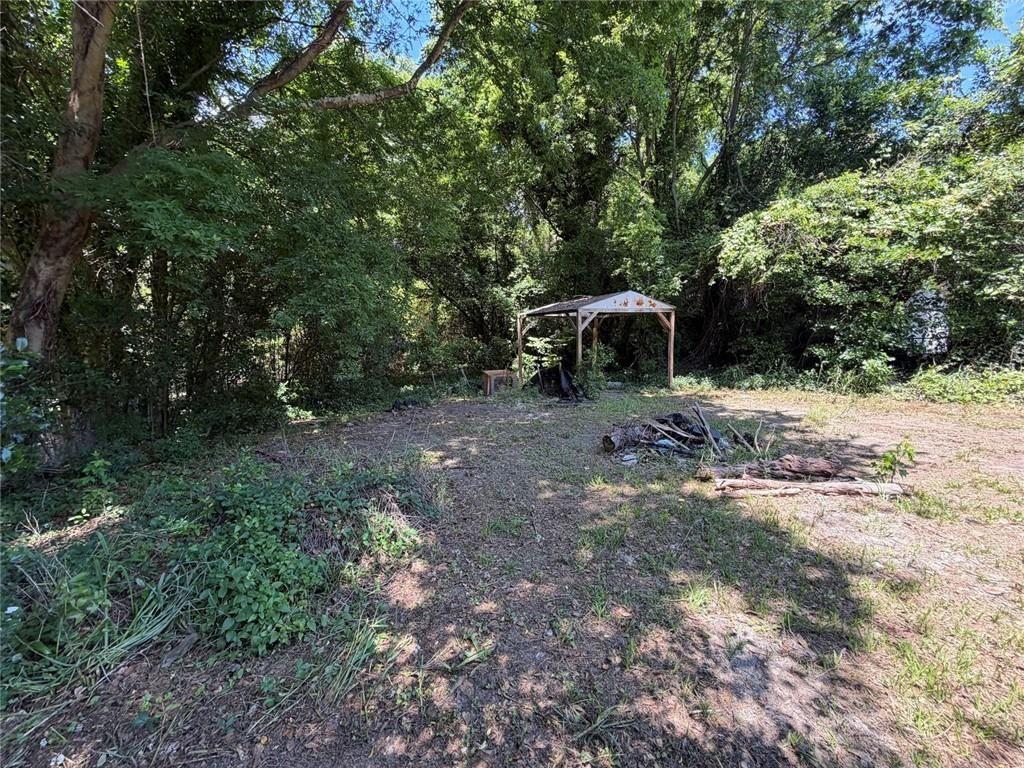 1095 Mimosa Drive