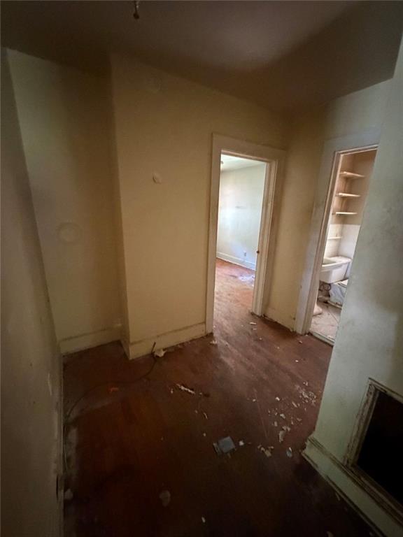 1095 Mimosa Drive