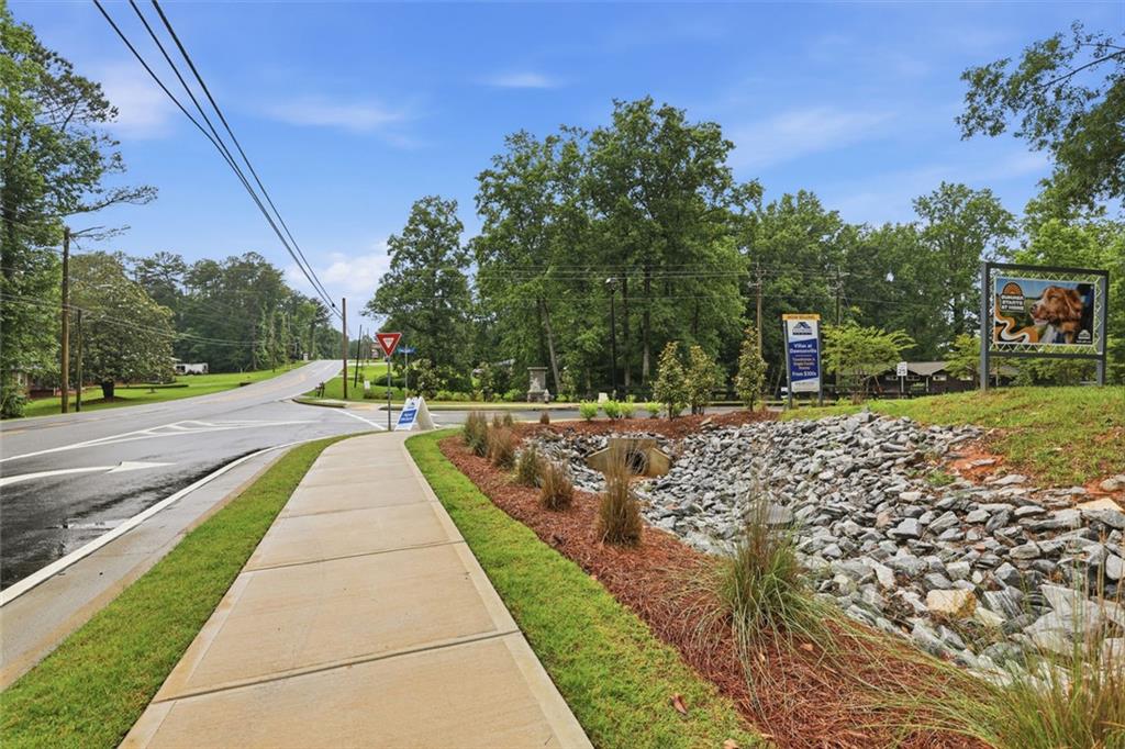 543 Hwy 53 W