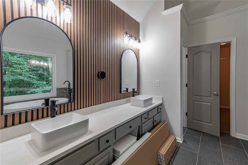 227 Scenic View Lane