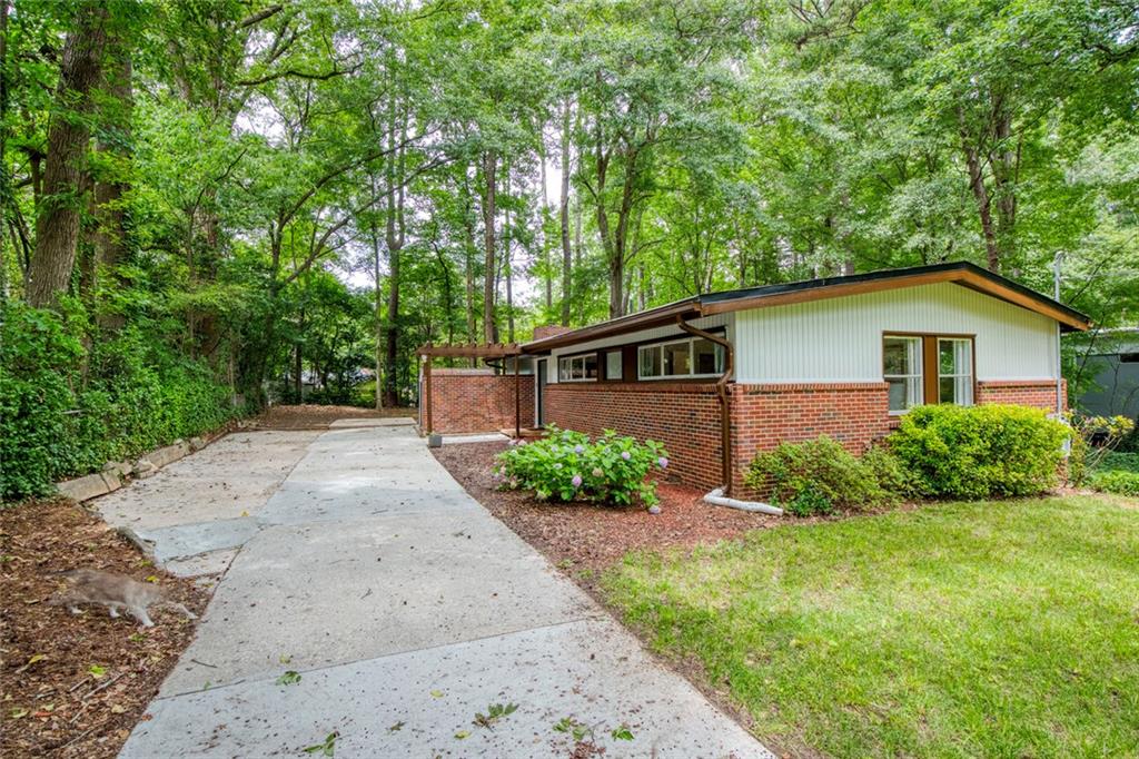 2700 Brook Park Way