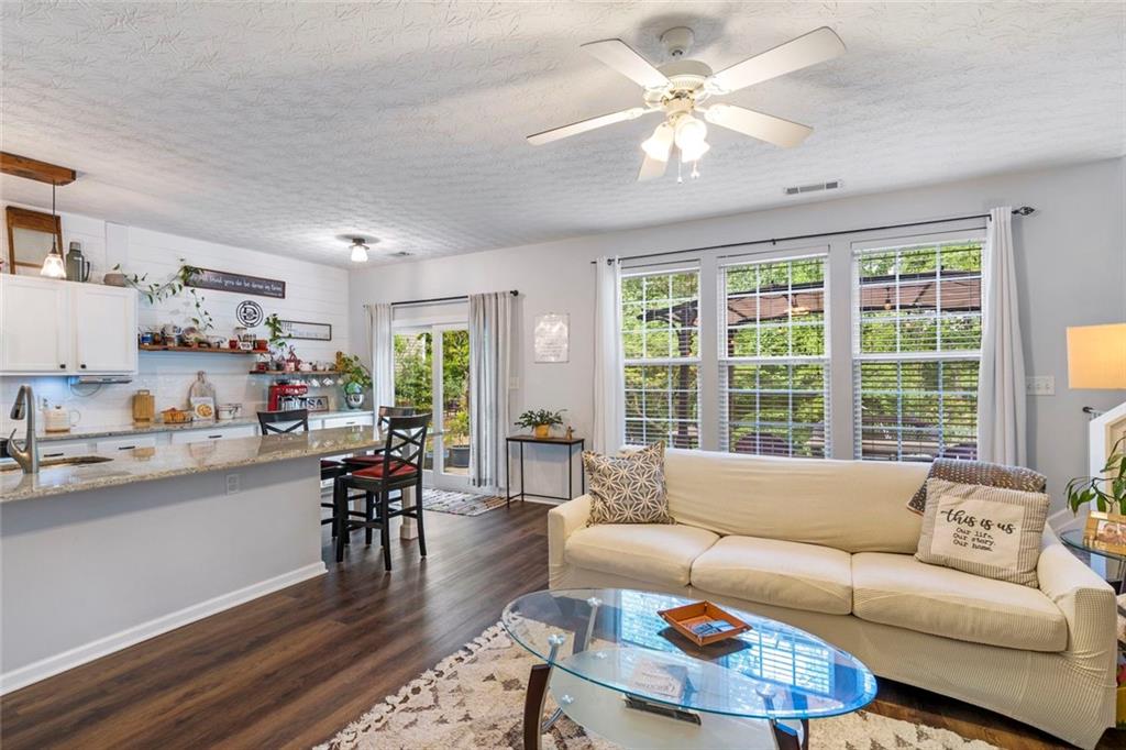 3713 Verde Glen Lane