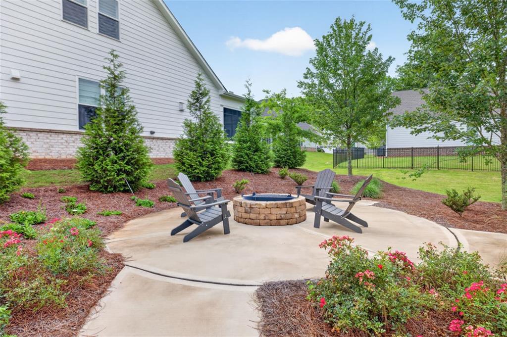 7395 Winderlea Lane