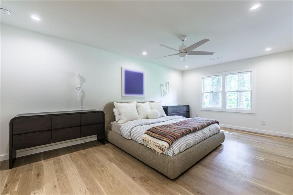 1036 Vistavia Circle